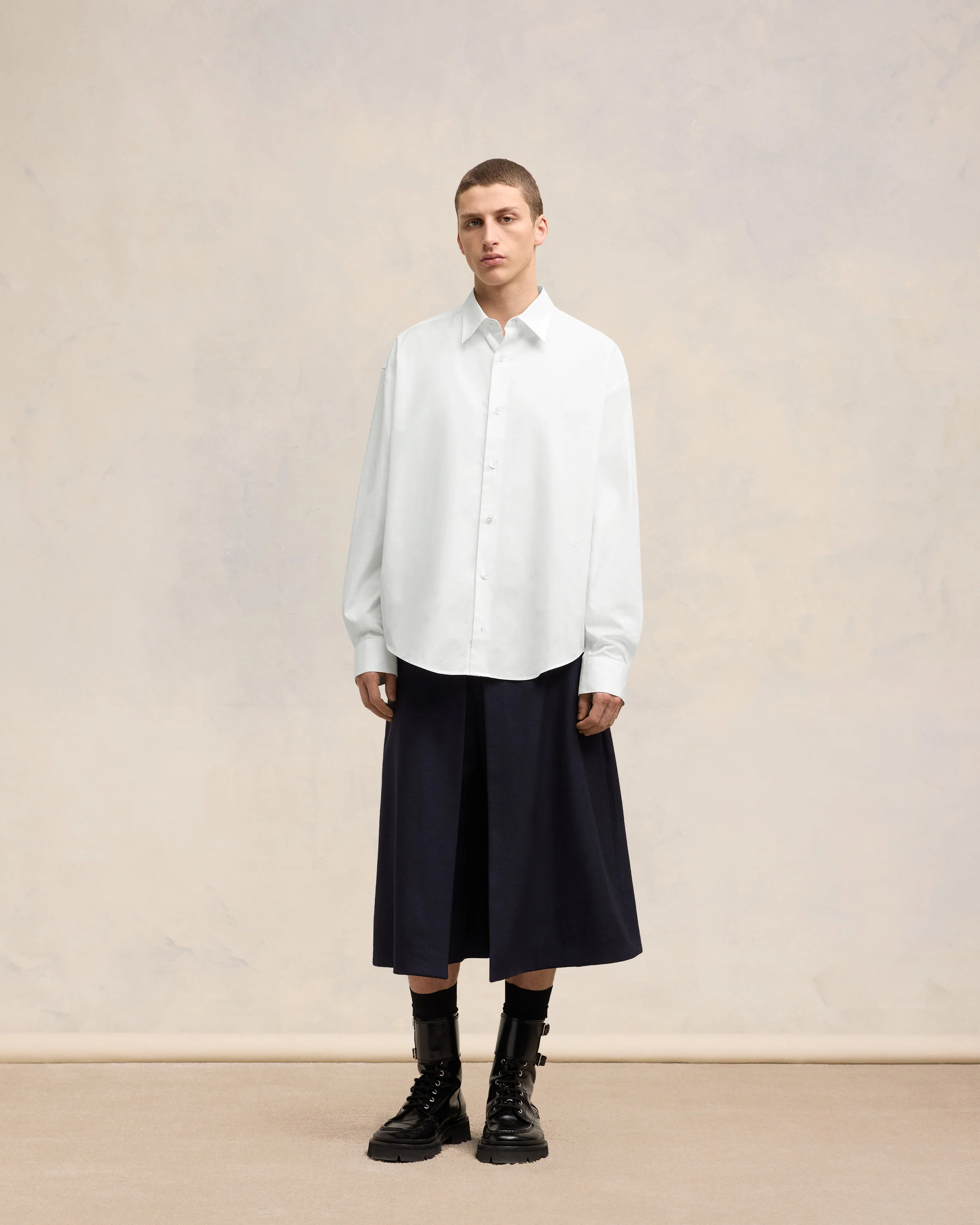 White Boxy Fit Shirt - leoleo123123