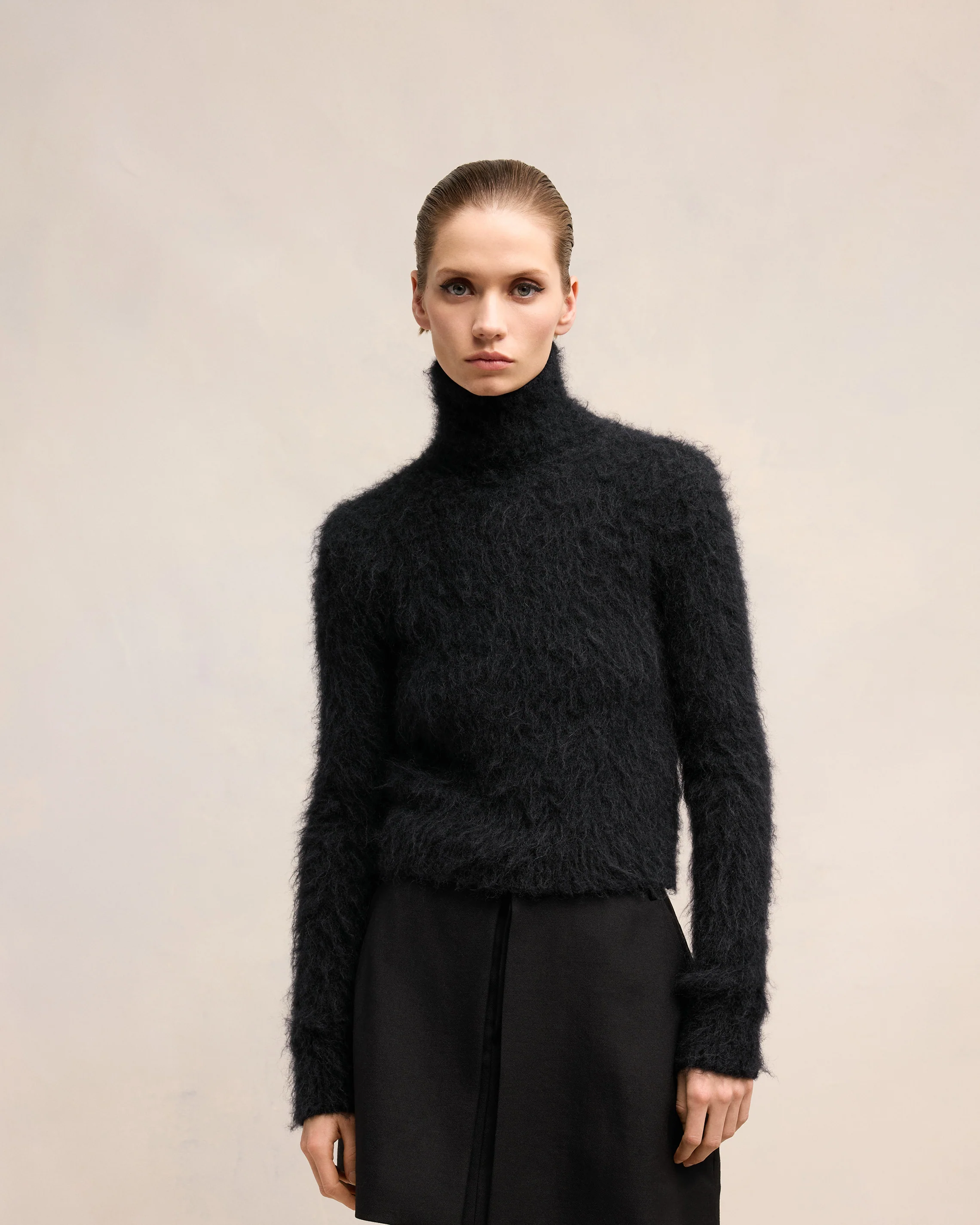 Black Alpaca Mohair Brushed Sweater - leoleo123123