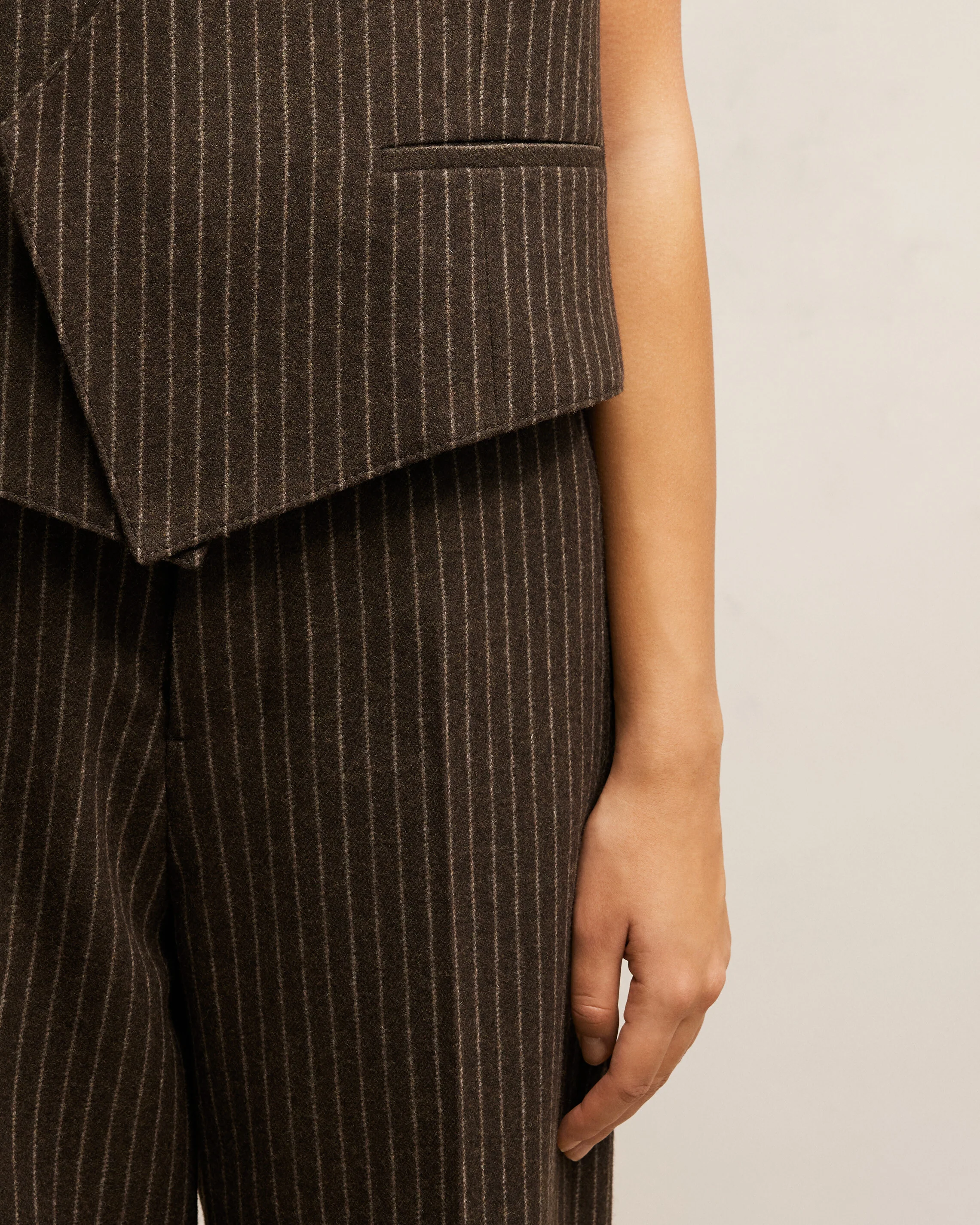 Dark Coffe/Sable Sleeveless Military Jacket - leoleo123123