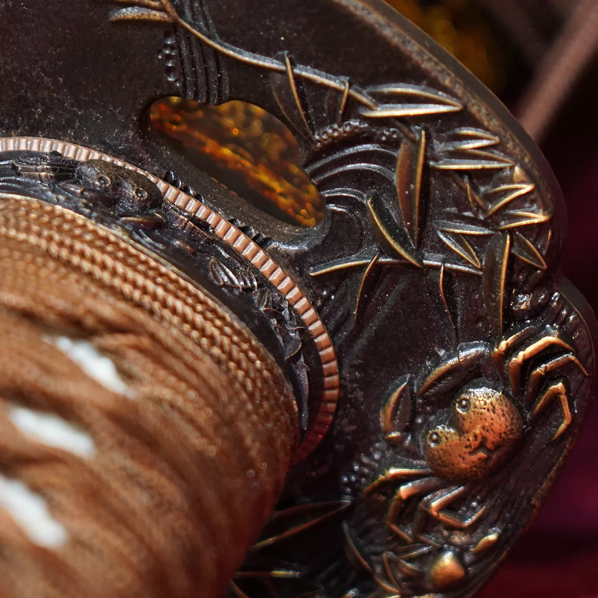 Crab Koshirae Tamahagene Katana (金虫喰塗鞘)