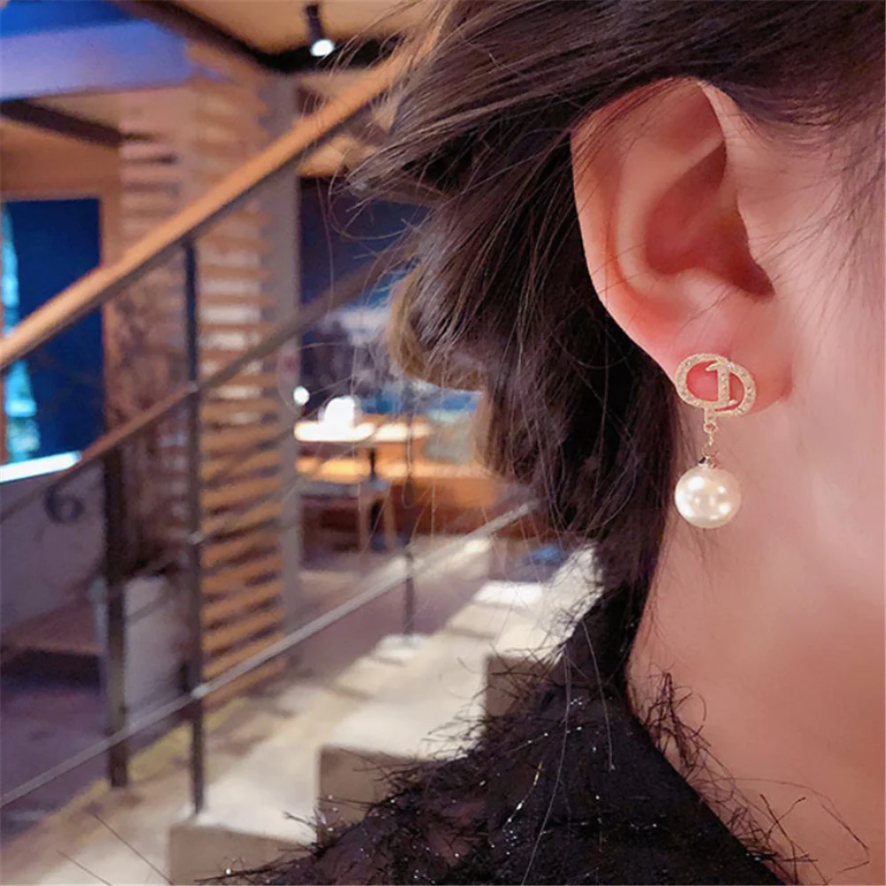 Minimalist Cubic Zirconia Dangle Pearl Earrings