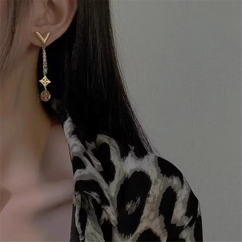 Vintage Lucky Floral Thread Earrings
