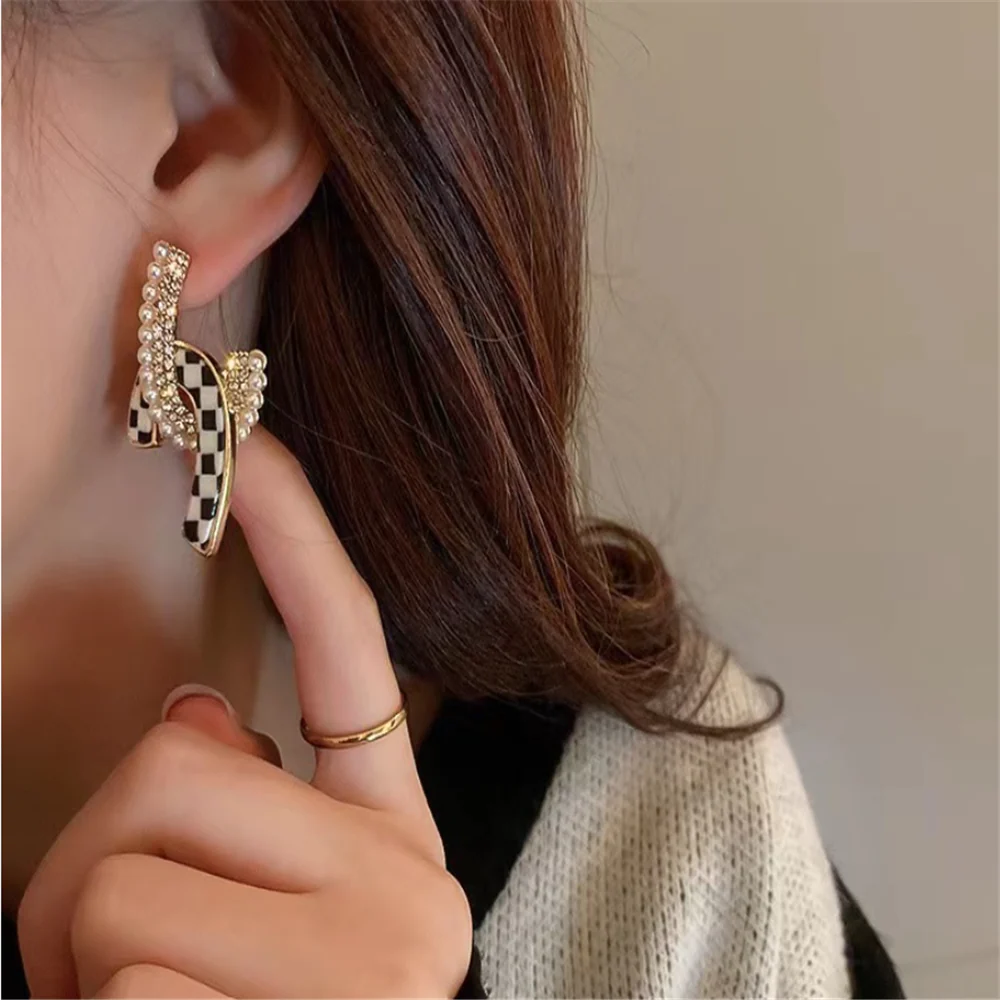 Cubic Zirconia Pearl Checkerboard Studs Earrings
